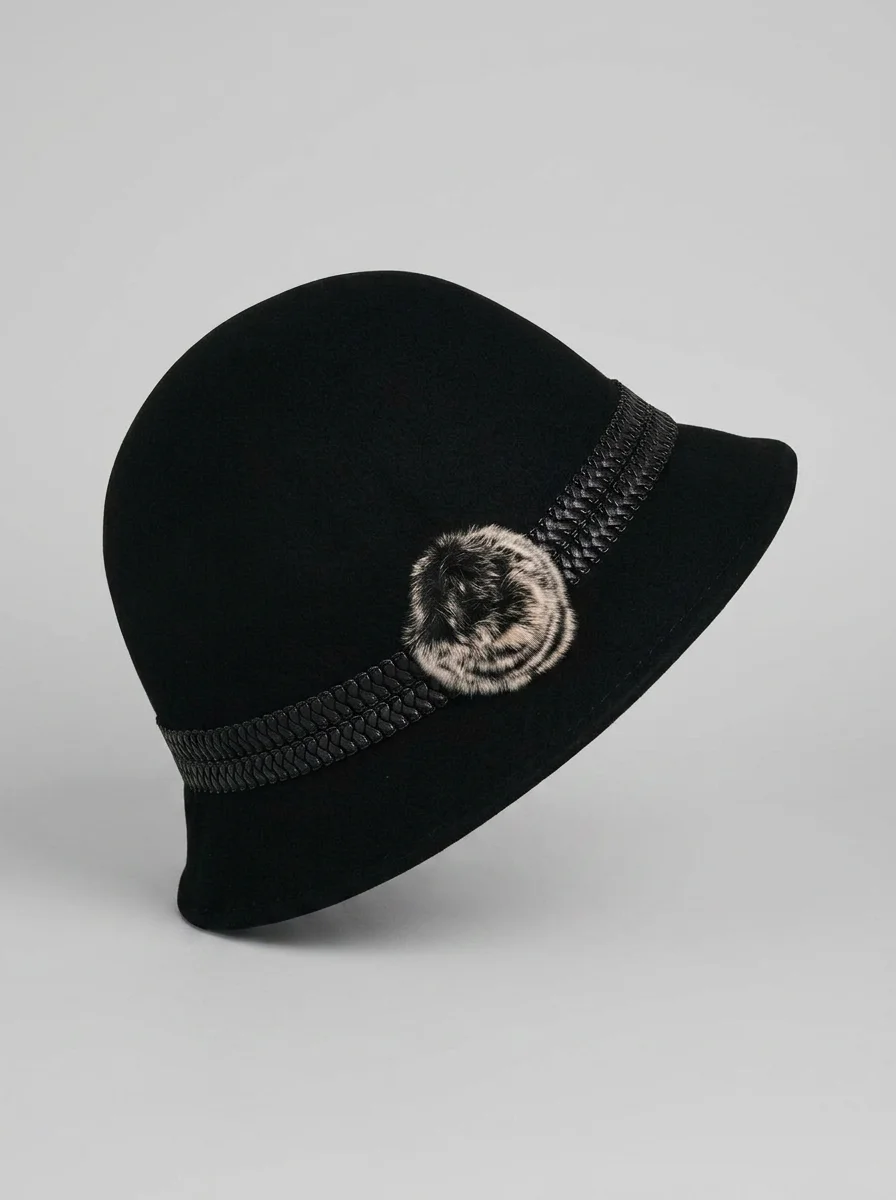 Chapeau cloche laine pompom doux style rétro femme - Vue 5 - Chapeau cloche