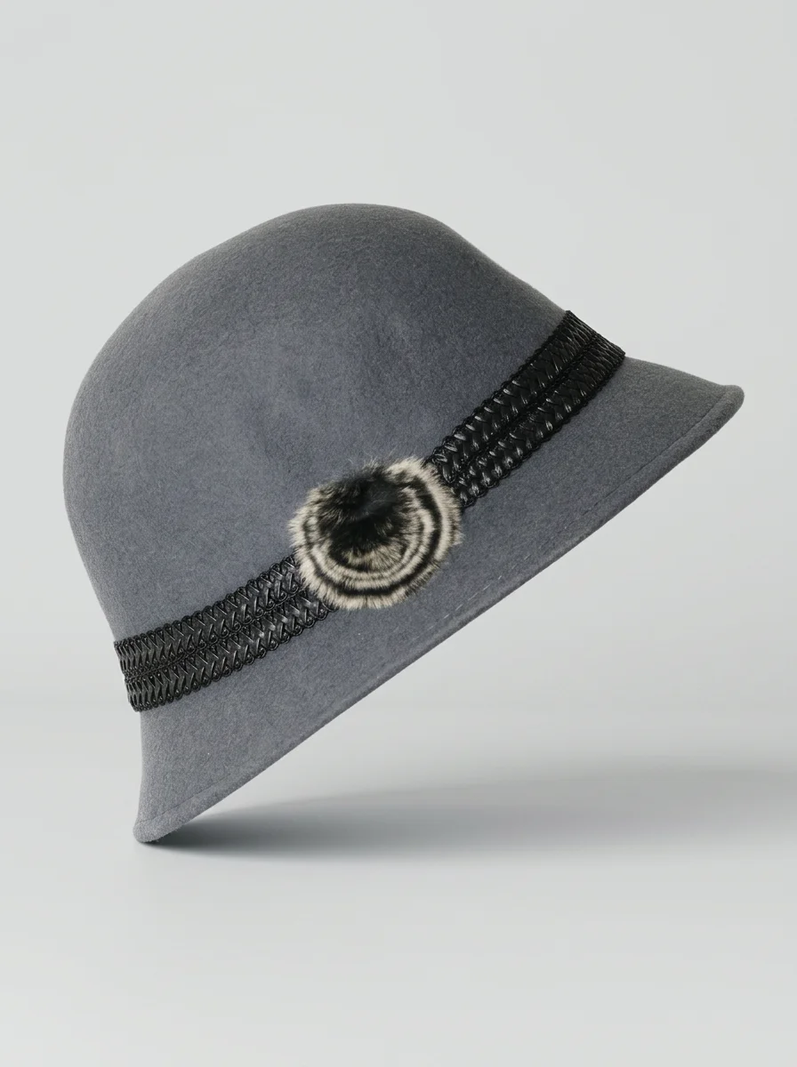 Chapeau cloche laine pompom doux style rétro femme - Vue 8 - Chapeau cloche